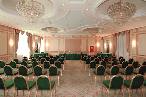 Royal Garden Hotel