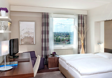 Estrel Hotel