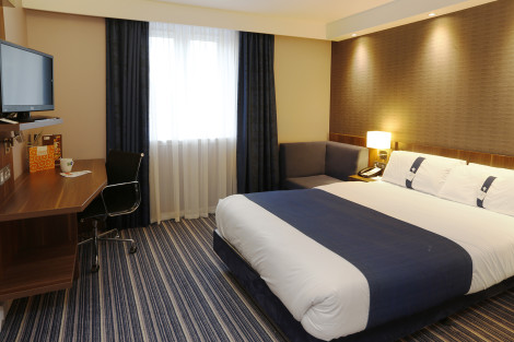 Holiday Inn Express Windsor Hotel