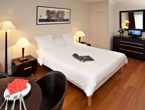 Aparthotel Adagio Access Paris Tour Eiffel Saint Charles Hotel