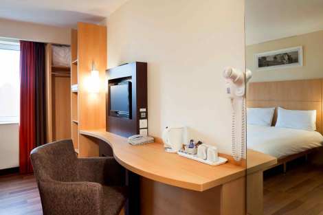 Ibis Belfast Queens Quarter Hotel