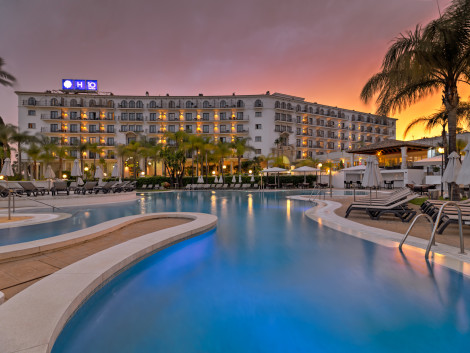 Hotel H10 Andalucía Plaza - Sólo Adultos