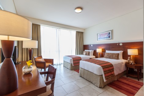 Ja Oasis Beach Tower Apartahotel