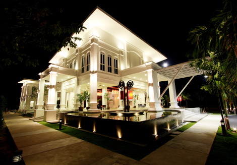 Hôtel The Old Phuket - Karon Beach Resort