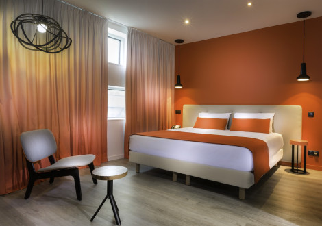 Hipark Design Suites La Villette Hotel