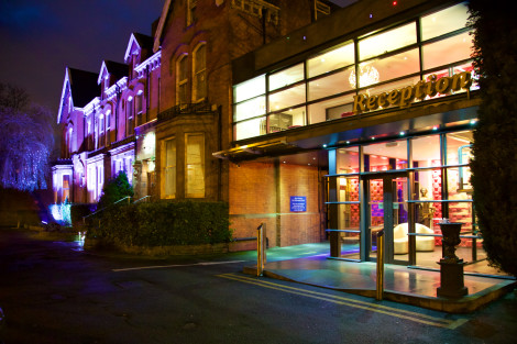 Hallmark Inn Manchester Hotel