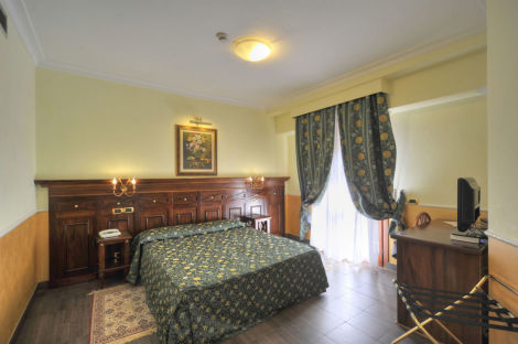 Hotel Aurora Garden