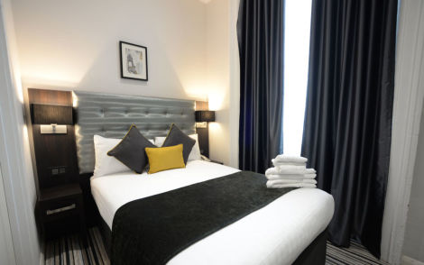 Hotel Airways Hotel Victoria, London