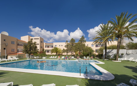 Apartamentos Sol Bay