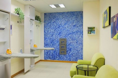 Holiday Inn Express Causeway Bay Hong Kong Hotel