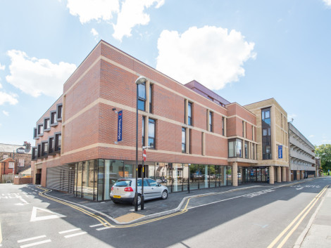 Travelodge Harrogate West Park Hotel