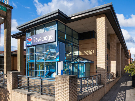 Travelodge Milton Keynes Central Hotel
