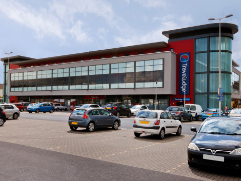 Travelodge Llanelli Central Hotel
