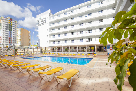 Port Fiesta Park Hotel