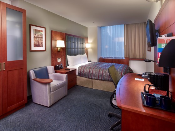 Hotel Club Quarters Central Loop