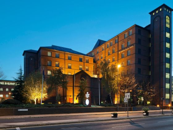 Crowne Plaza Leeds Spa Treatments Crowne Plaza Leeds Spa Treatments