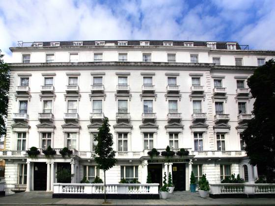Hotel Henry VIII Hotel
