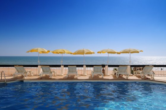 Hotel Holiday Inn Algarve - Armacao De Pera