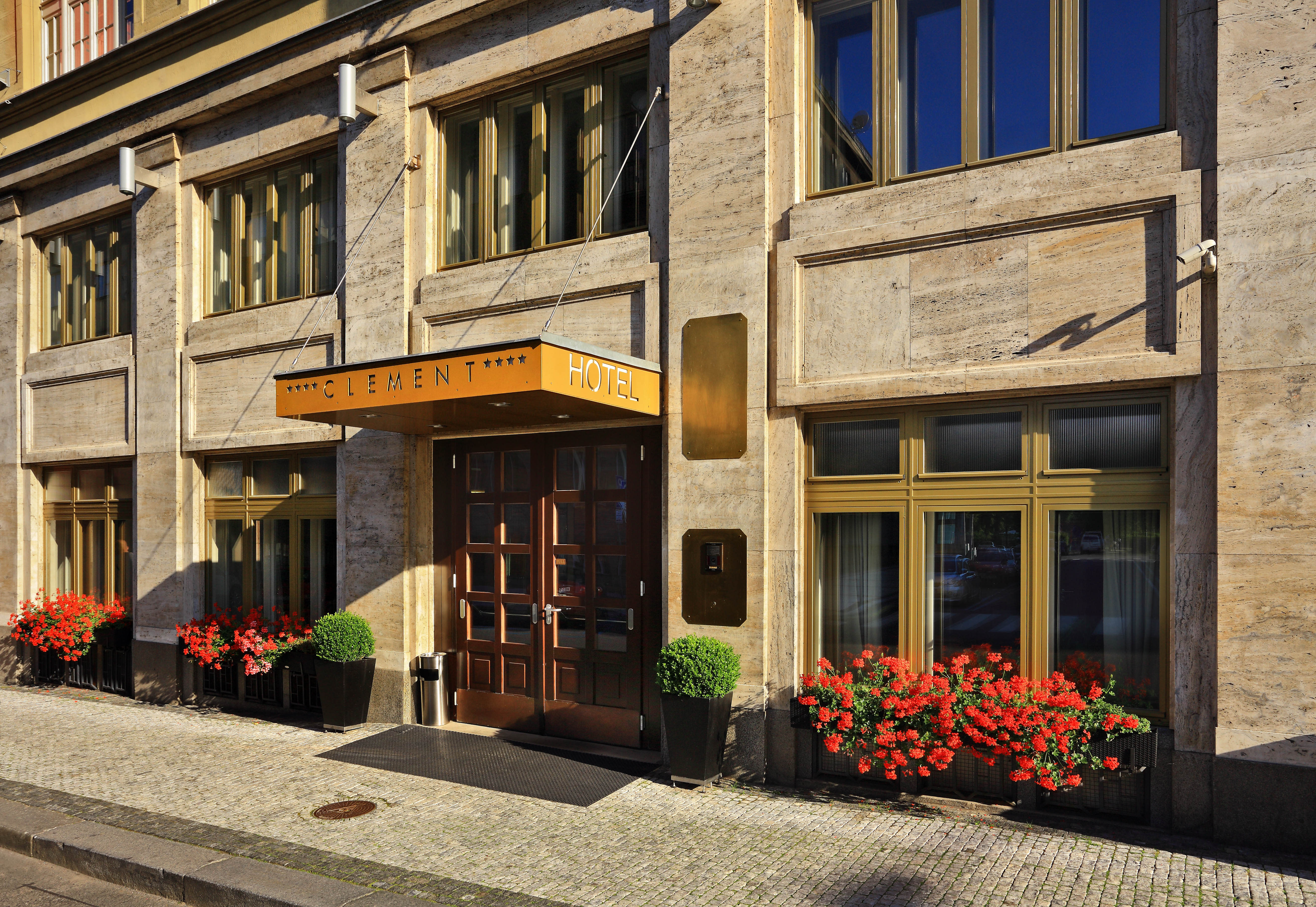 Hotel Clement - photo 4