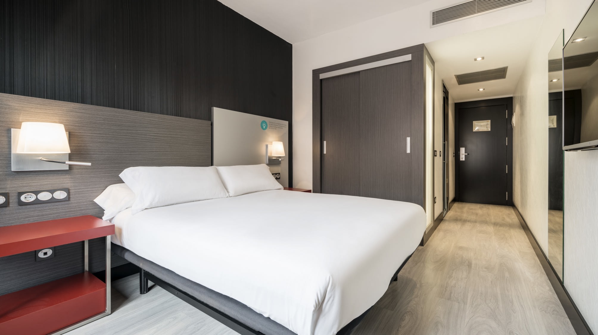 Ilunion Suites Madrid