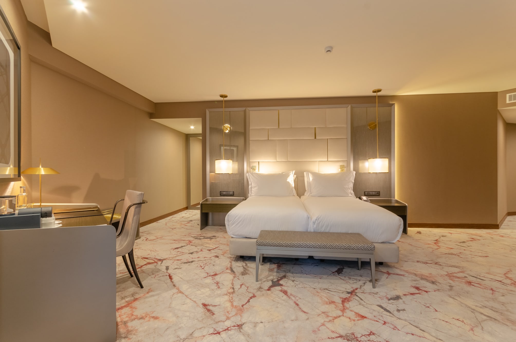 TURIM Boulevard Hotel - photo 3