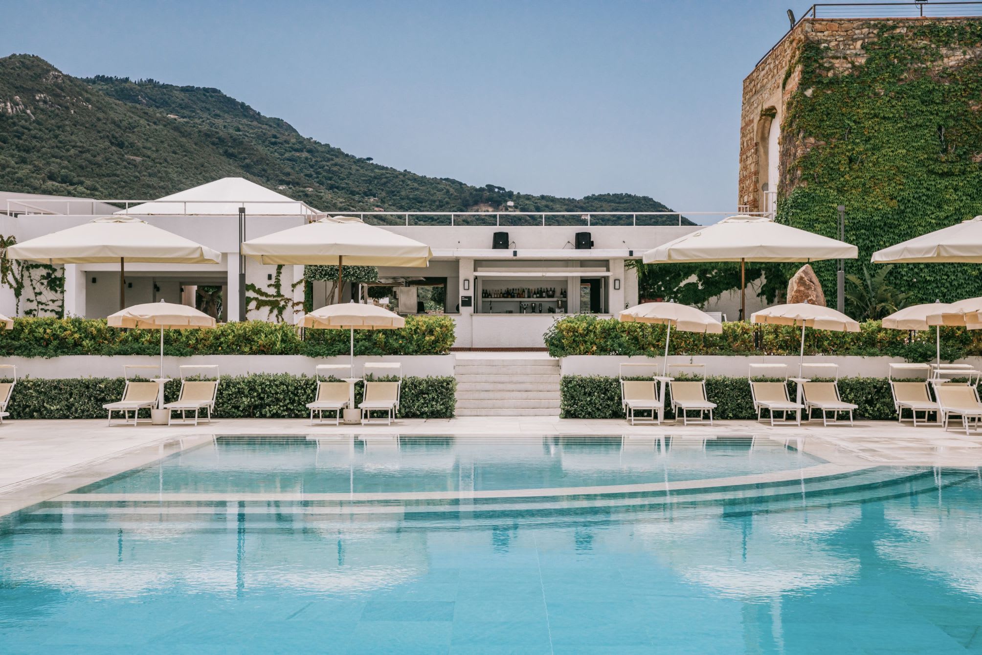 Mangia's Pollina Resort - photo 3