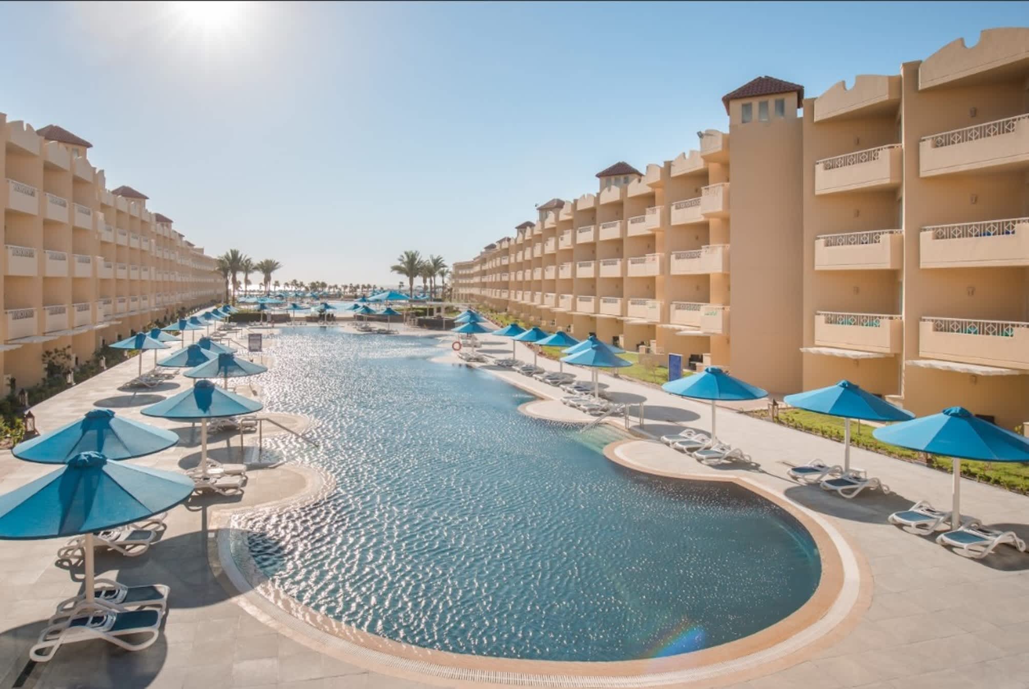 Amwaj Beach Club Abu Soma - photo 3