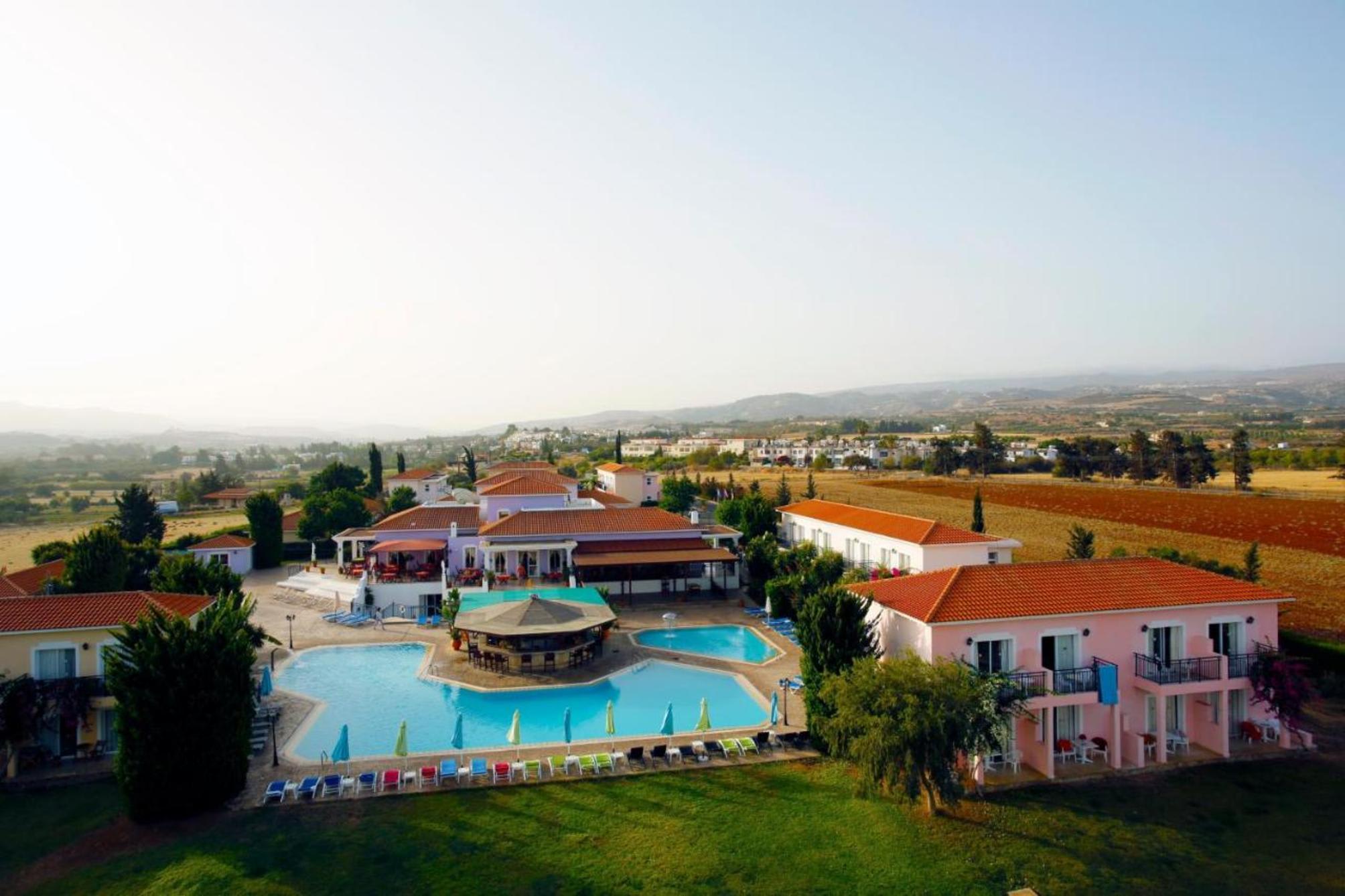 Akamanthea Holiday Village - photo 5