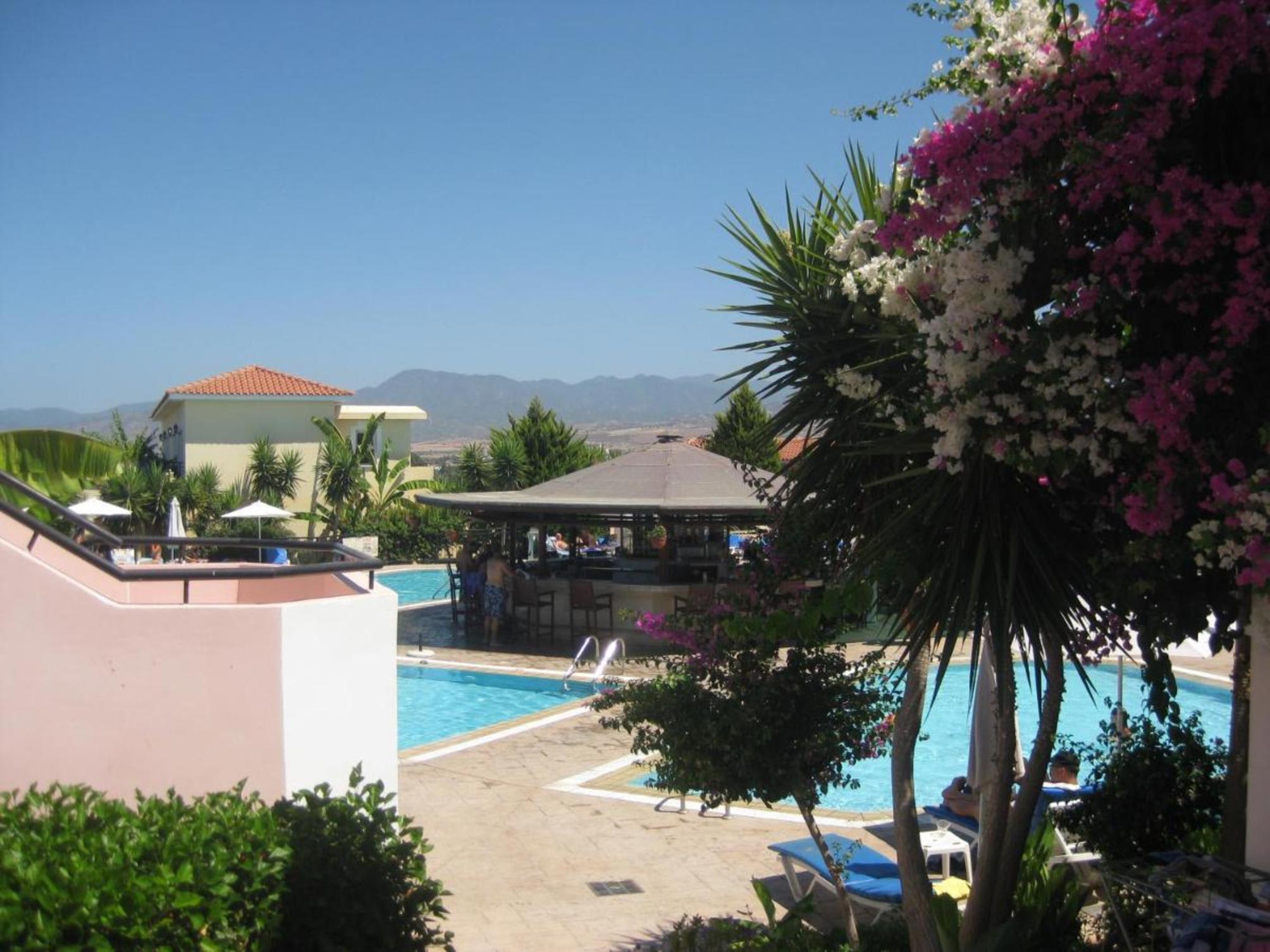 Akamanthea Holiday Village - photo 4