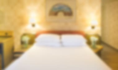 4 star hotel near attractions and overlooking Centenary Square Hotel