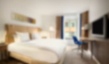 Stylish 5 star hotel with panorama restaurant between Gamla Stan and trendy Sodermalm
Stylish 5 star hotel with panorama restaurant between Gamla Stan and trendy Sodermalm