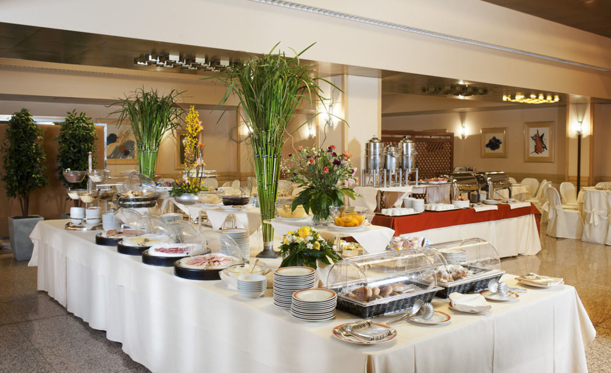 Milano - Sicilia Ovest - Palermo, Cefalù,Trapani, San Vito, Mare Italia - Astoria Palace Hotel
Milano - Sicilia Ovest - Palermo, Cefalù,Trapani, San Vito, Mare Italia - Astoria Palace Hotel