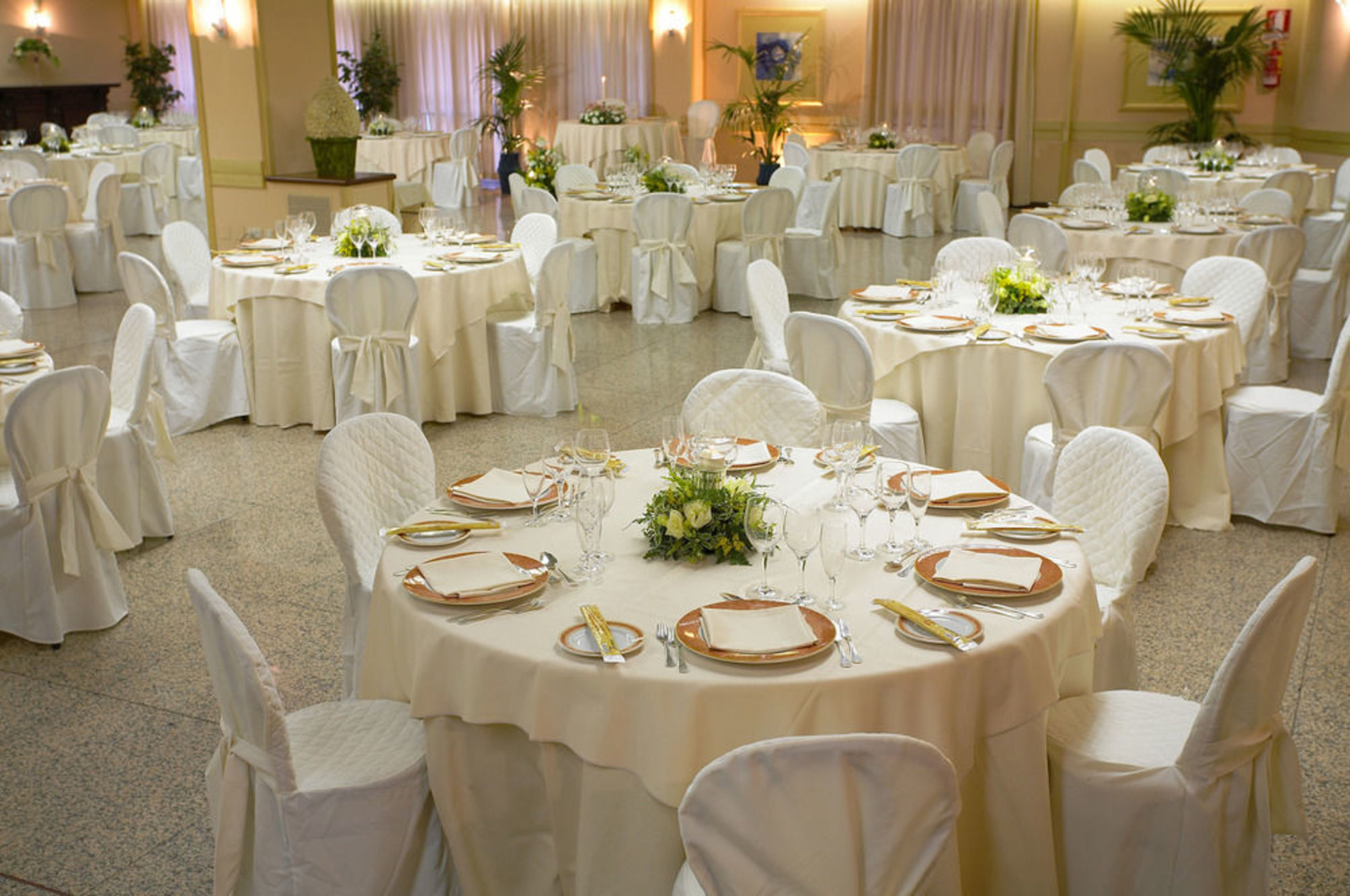 Genova - Sicilia Ovest - Palermo, Cefalù,Trapani, San Vito, Mare Italia - Astoria Palace Hotel
Genova - Sicilia Ovest - Palermo, Cefalù,Trapani, San Vito, Mare Italia - Astoria Palace Hotel