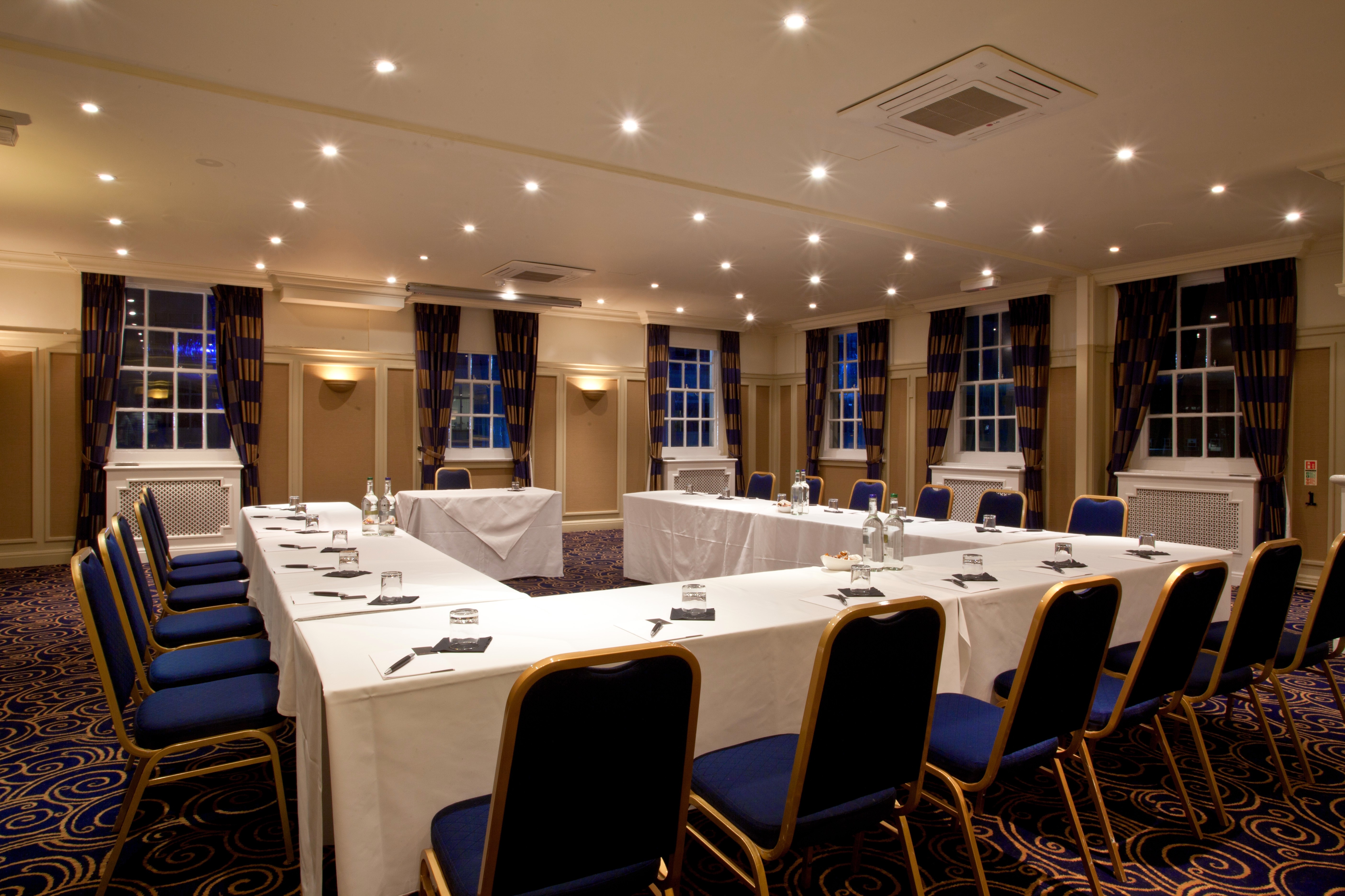 Milano - Thornton Heath - London Croydon Aerodrome Hotel, BW Signature Collection
Milano - Thornton Heath - London Croydon Aerodrome Hotel, BW Signature Collection