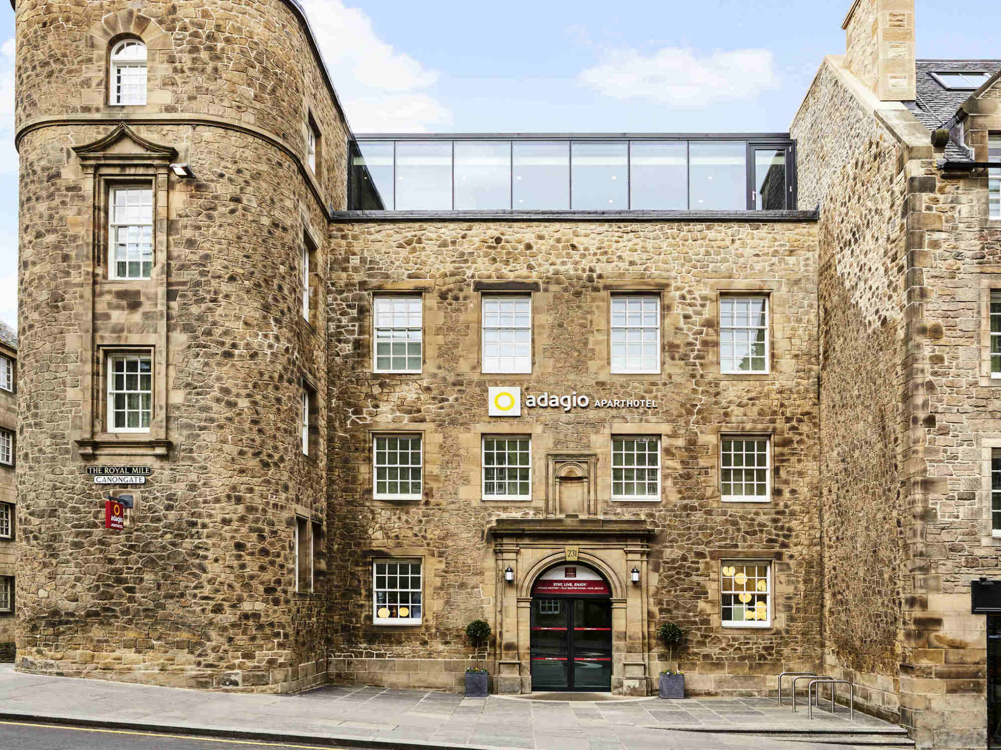 Bari - Scozia, Regno Unito - Aparthotel Adagio Edinburgh Royal Mile
Bari - Scozia, Regno Unito - Aparthotel Adagio Edinburgh Royal Mile