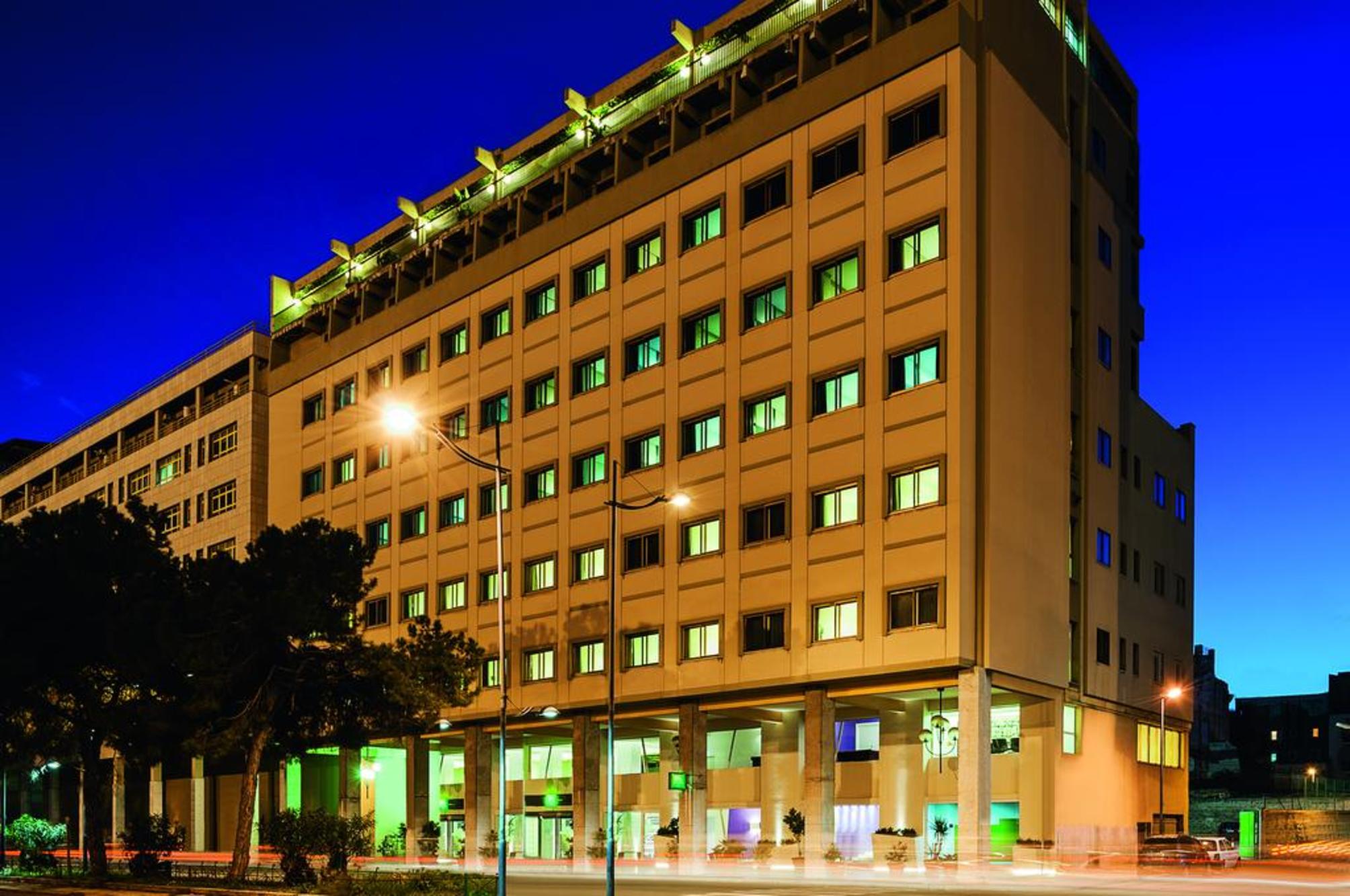 Brindisi - Sicilia Ovest - Palermo, Cefalù,Trapani, San Vito, Mare Italia - Ibis Styles Palermo President
Brindisi - Sicilia Ovest - Palermo, Cefalù,Trapani, San Vito, Mare Italia - Ibis Styles Palermo President
