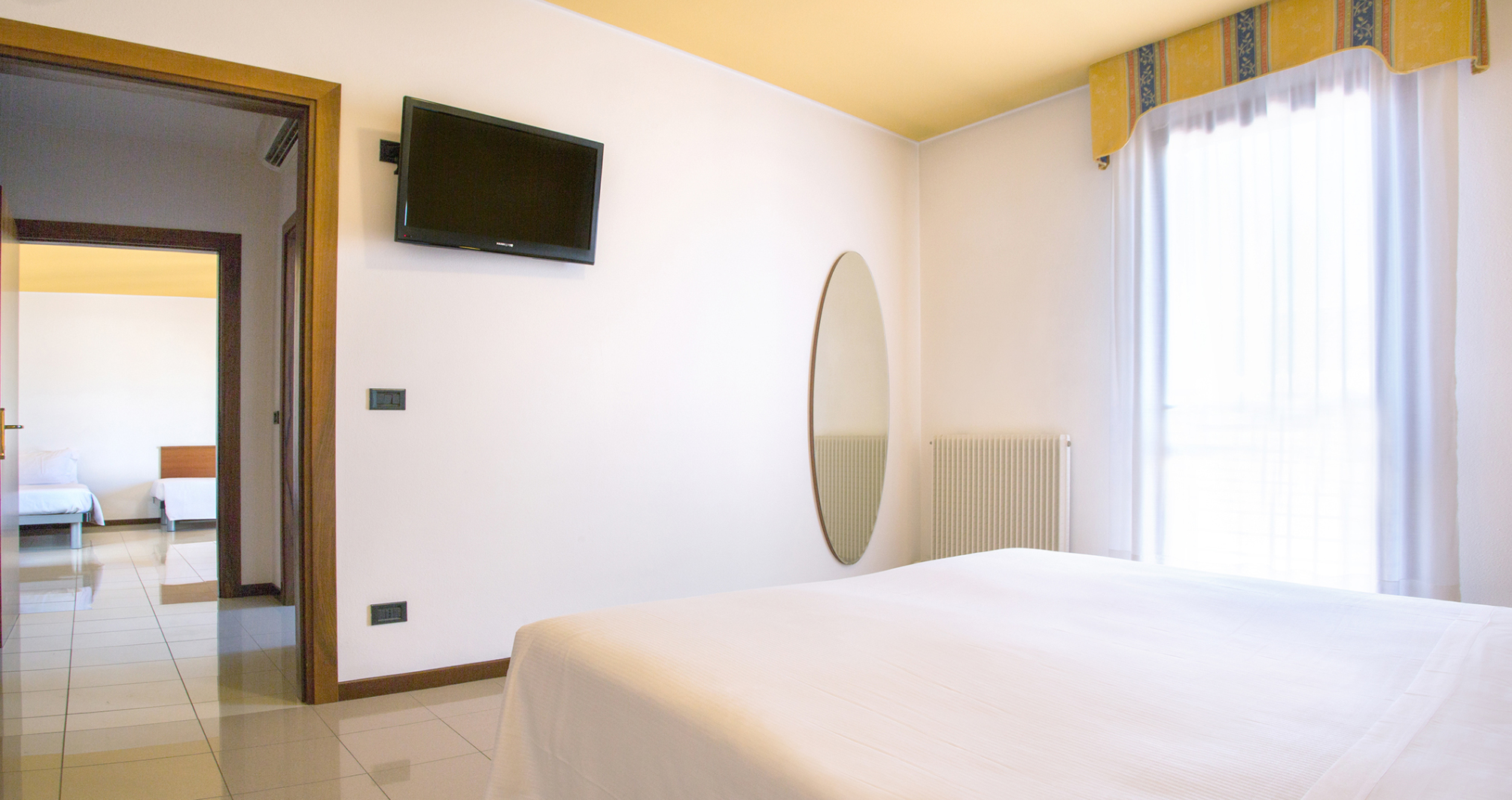 Lamezia Terme - Venezia, Aeroporto Marco Polo - BEST WESTERN Titian Inn Hotel Venice Airport
Lamezia Terme - Venezia, Aeroporto Marco Polo - BEST WESTERN Titian Inn Hotel Venice Airport