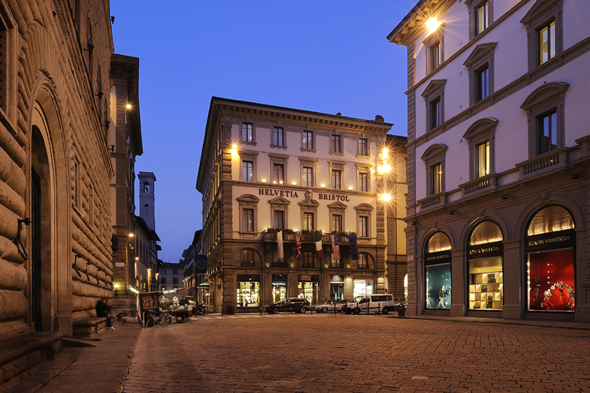 Olbia - Toscana, Italia - Helvetia&Bristol Firenze – Starhotels Collezione
Olbia - Toscana, Italia - Helvetia&Bristol Firenze – Starhotels Collezione