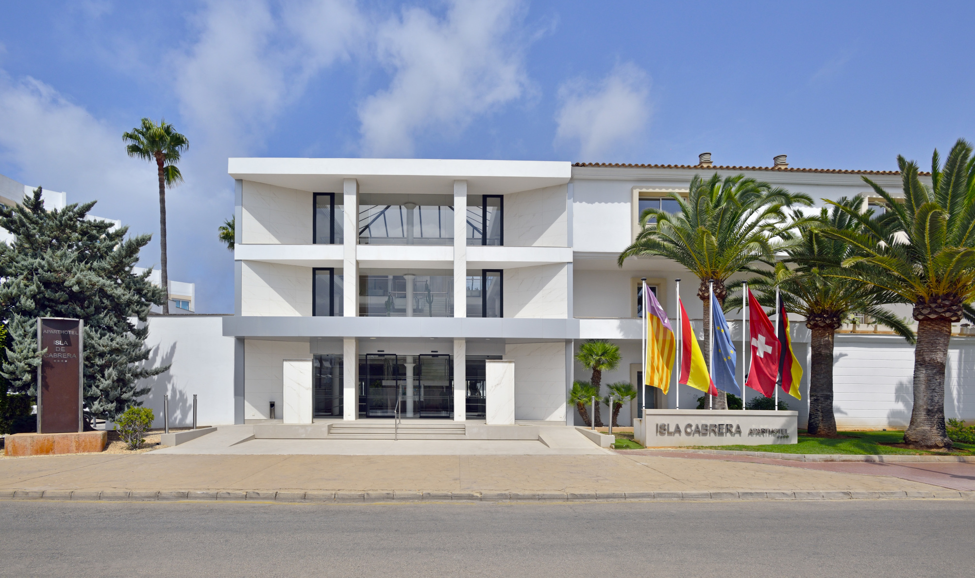 Reggio Calabria - Colonia Sant Jordi - Aparthotel Isla de Cabrera
Reggio Calabria - Colonia Sant Jordi - Aparthotel Isla de Cabrera
