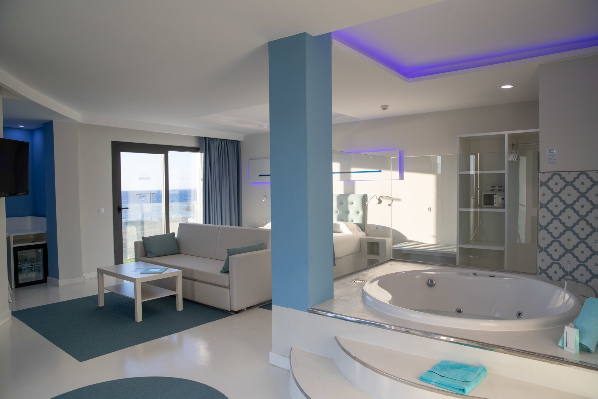 Bari - Corralejo - Corralejo Surfing Colors Hotel&Apartments
Bari - Corralejo - Corralejo Surfing Colors Hotel&Apartments