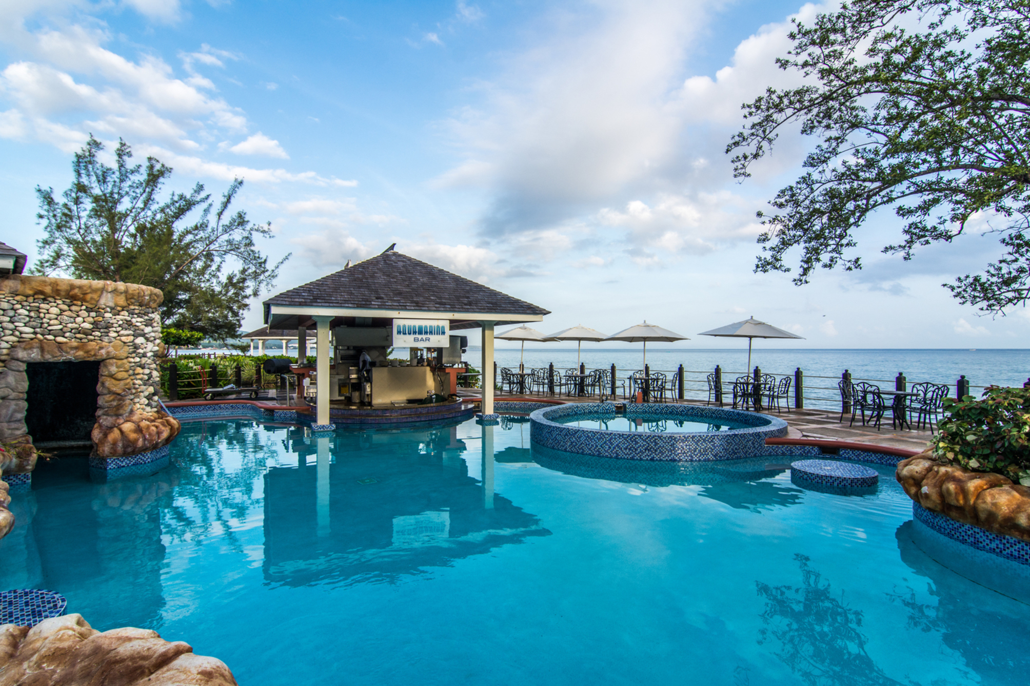 Milano - Ocho Rios - Runaway Bay - Jewel Paradise Cove Beach Resort and Spa
Milano - Ocho Rios - Runaway Bay - Jewel Paradise Cove Beach Resort and Spa