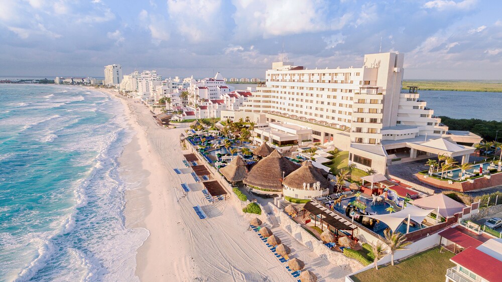 Roma - Messico - Riviera Maya, Caraibi - Royal Solaris Cancun - All Inclusive
Roma - Messico - Riviera Maya, Caraibi - Royal Solaris Cancun - All Inclusive