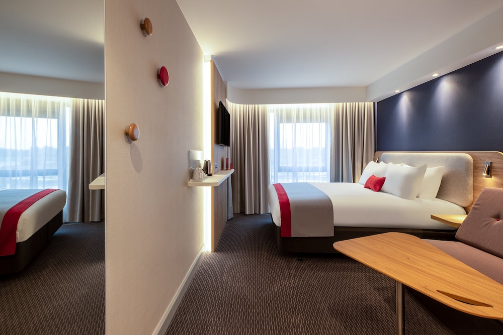 Bologna - Cambridge, Cambridgeshire - Holiday Inn Express Cambridge West - Cambourne
Bologna - Cambridge, Cambridgeshire - Holiday Inn Express Cambridge West - Cambourne