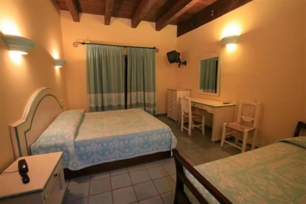 Verona - Sardegna Sud - Cagliari, Villasiumius, Costa Rei, Pula, Mare Italia - Hotel Dell'Ancora
Verona - Sardegna Sud - Cagliari, Villasiumius, Costa Rei, Pula, Mare Italia - Hotel Dell'Ancora