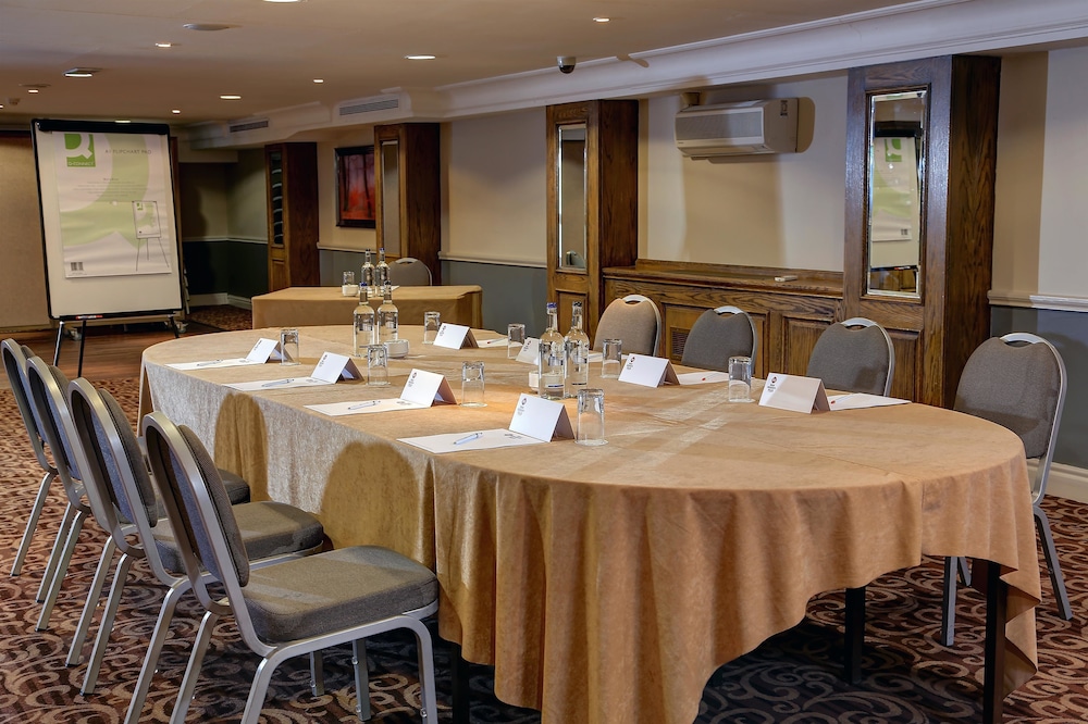 Napoli - Manchester Airport - Best Western Plus Pinewood Manchester Airport-Wilmslow Hotel
Napoli - Manchester Airport - Best Western Plus Pinewood Manchester Airport-Wilmslow Hotel