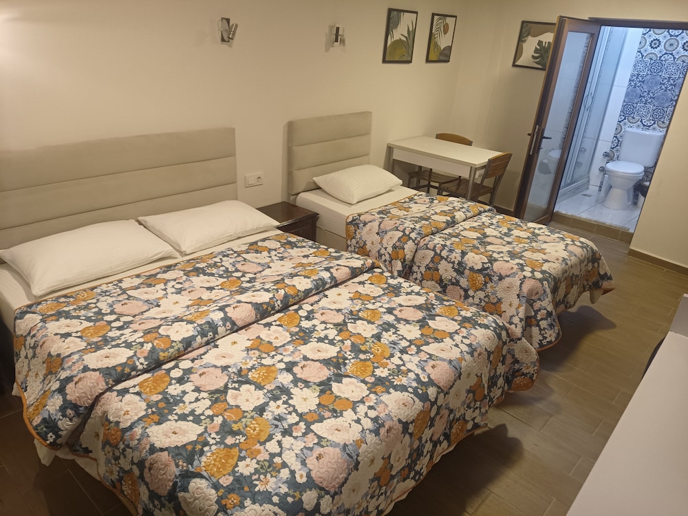 Milano - Selçuk - Ena Serenity Boutique Hotel 
Milano - Selçuk - Ena Serenity Boutique Hotel