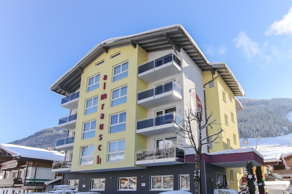 Napoli - Saalbach - Hotel Almrausch