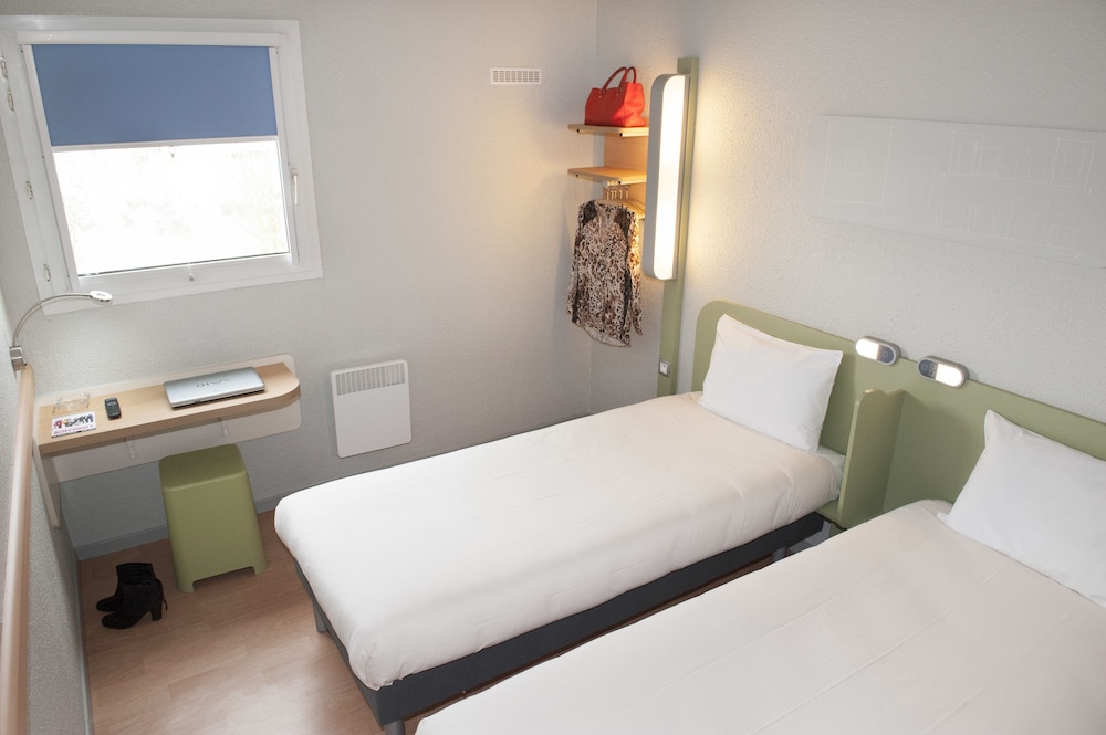 Lamezia Terme - Paris Charles de Gaulle - Ibis Budget Goussainville Charles De Gaulle
Lamezia Terme - Paris Charles de Gaulle - Ibis Budget Goussainville Charles De Gaulle