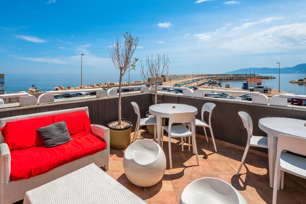Roma - Sardegna Est - Olbia, Costa Smeralda, San Teodoro, Mare Italia - Il Nuovo Gabbiano
Roma - Sardegna Est - Olbia, Costa Smeralda, San Teodoro, Mare Italia - Il Nuovo Gabbiano