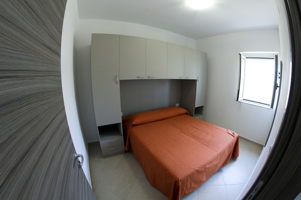 Milano - Manfredonia - Villaggio Turistico Baia Del Monaco 
Milano - Manfredonia - Villaggio Turistico Baia Del Monaco